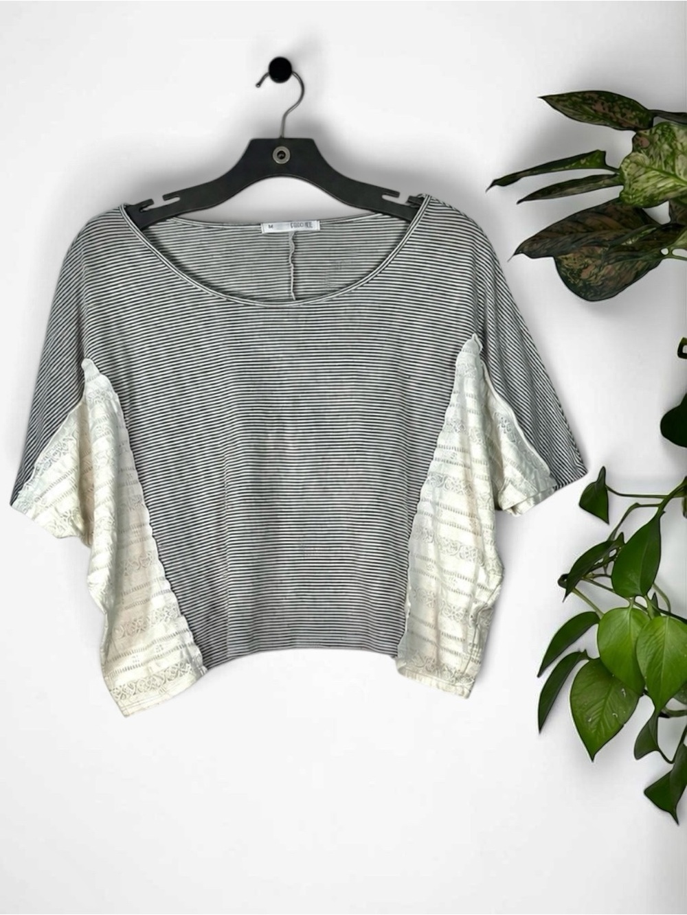Cloud Nine Tresics Gray Striped Lace Panel Dolman Top Size Medium